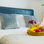 Am Victorian House